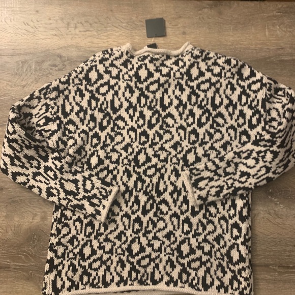 Sweater - Black & Beige Sweater by Magaschoni - Picture 7 of 14